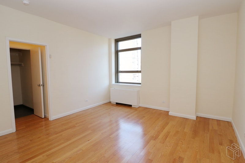 Photo 1 of Park Avenue, Midtown East, NYC, $2,575, Web #: 18908015