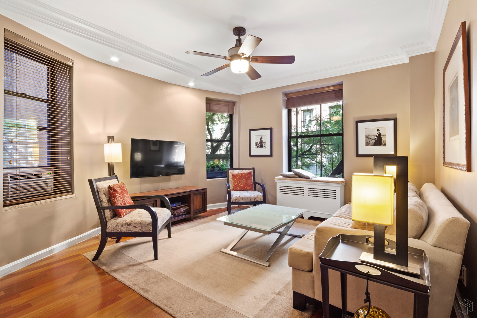 Photo 1 of 320 West 83rd Street 2H, Upper West Side, NYC, $585,000, Web #: 18934777