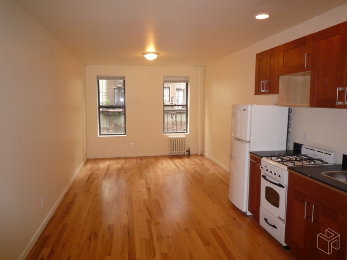 Photo 1 of 249 East 77th Street, Upper East Side, NYC, $2,000, Web #: 18960399