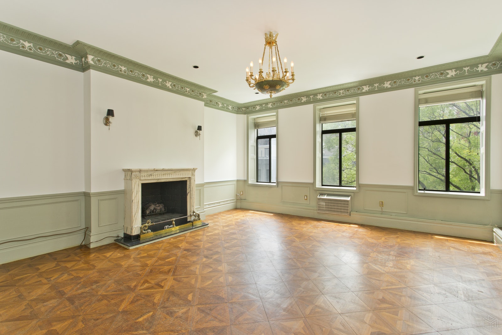 Photo 1 of 117 West 82nd Street 5, Upper West Side, NYC, $4,750, Web #: 19053243