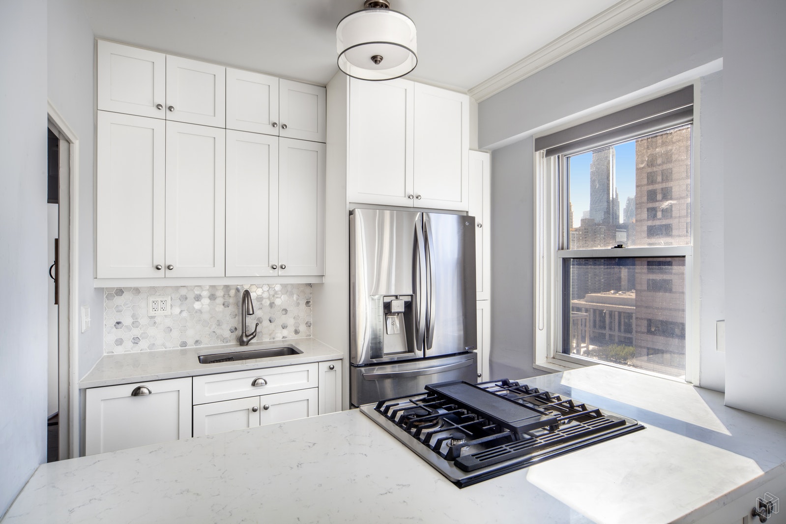 Photo 1 of 165 West 66th Street 21A, Upper West Side, NYC, $948,000, Web #: 19182674