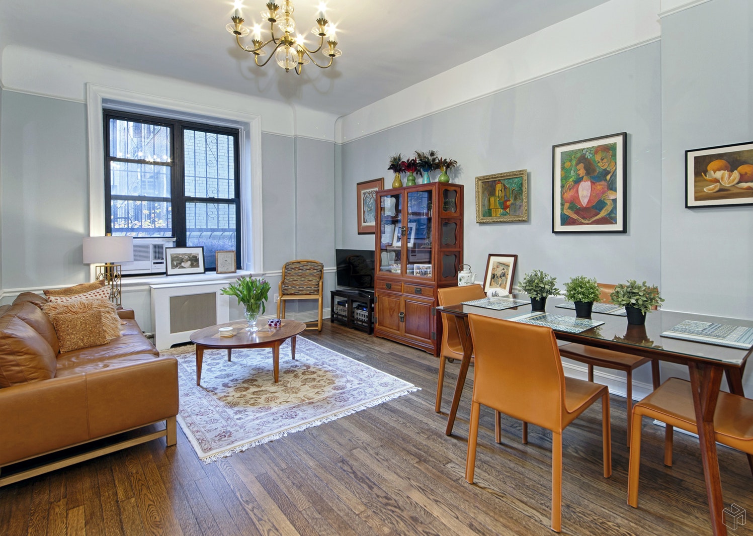 Photo 1 of 215 West 98th Street 1F, Upper West Side, NYC, $600,000, Web #: 19184654