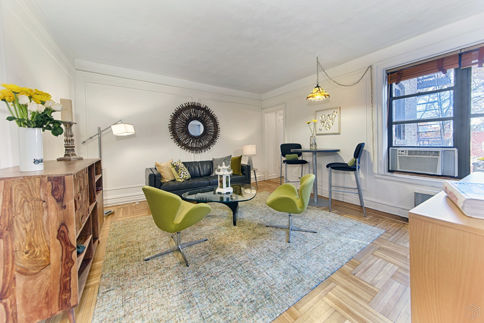 Photo 1 of 270 West 11th Street, West Village, NYC, $710,000, Web #: 19205565