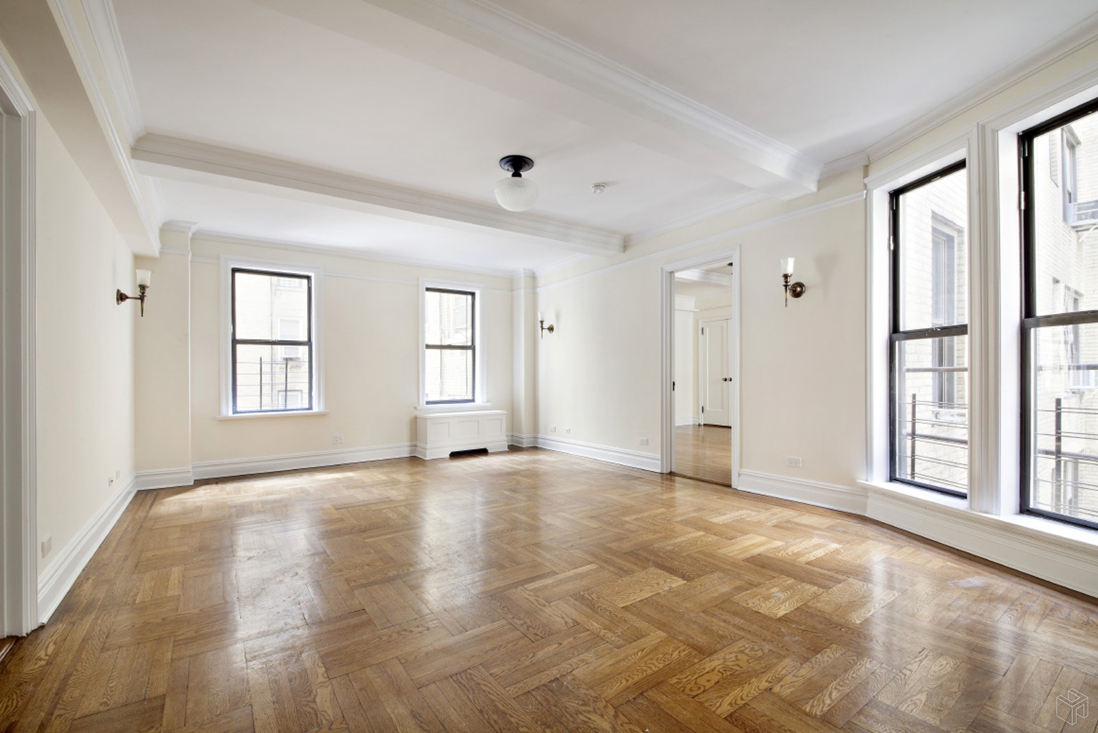 Photo 1 of 98 Riverside Drive 8H, Upper West Side, NYC, $6,250, Web #: 19239192