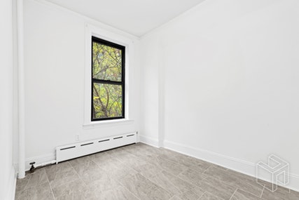 Rental Property at Prince Street, Soho, NYC - Bedrooms: 2 
Bathrooms: 1 
Rooms: 5  - $3,200 MO.