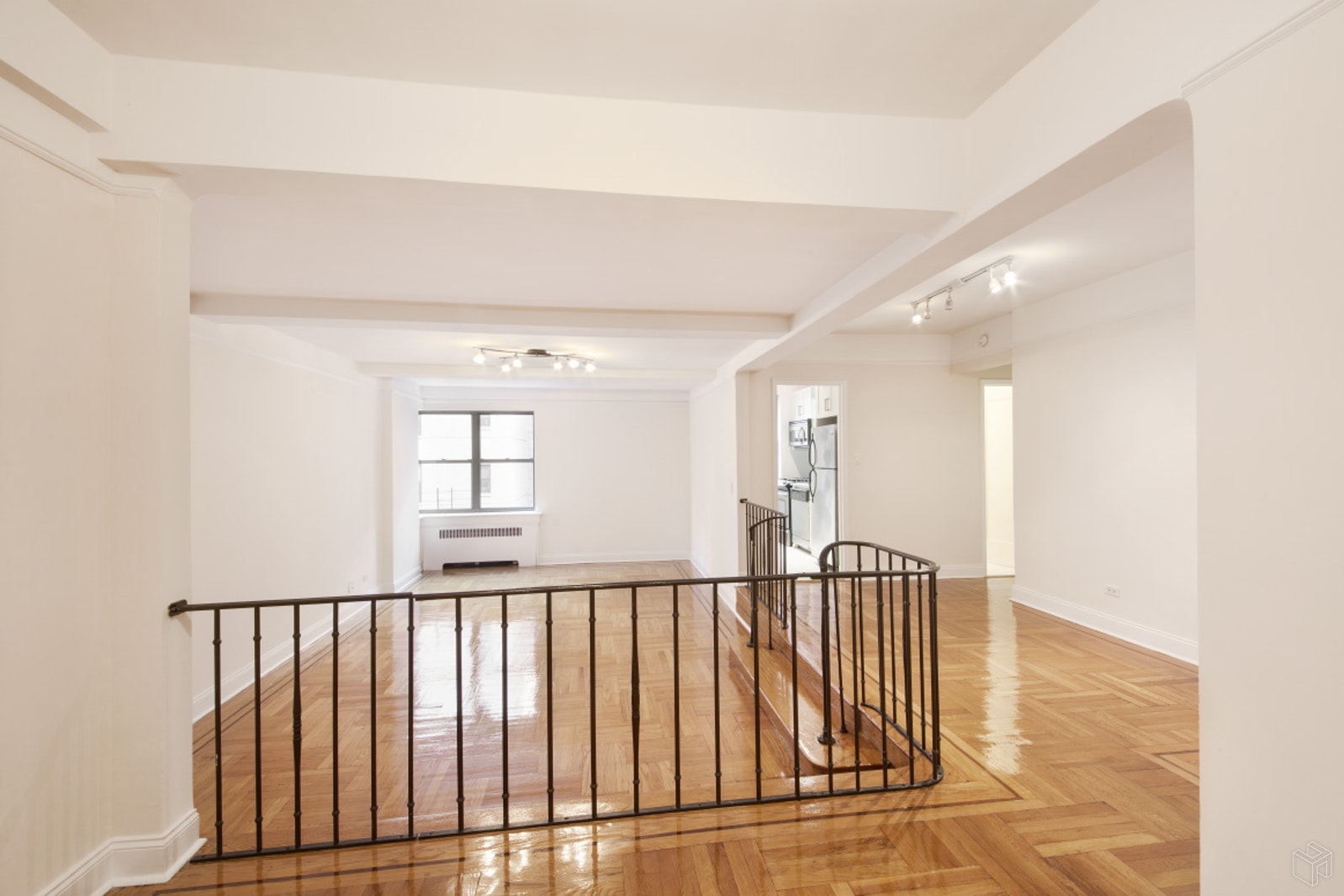 Photo 1 of 231 East 76th Street 6H, Upper East Side, NYC, $3,725, Web #: 19258912