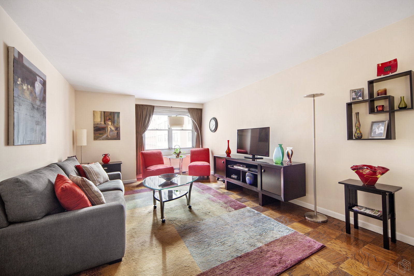 Photo 1 of 165 West 66th Street 5L, Upper West Side, NYC, $469,000, Web #: 19272213