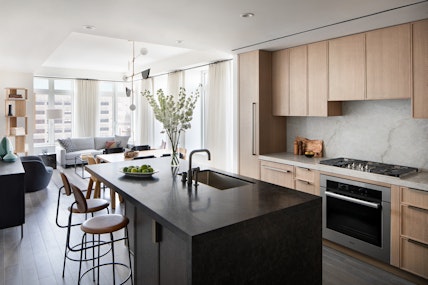 543 West 122nd Street 7H, Upper Manhattan, NYC - 3 Bedrooms  
2.5 Bathrooms  
5 Rooms - 