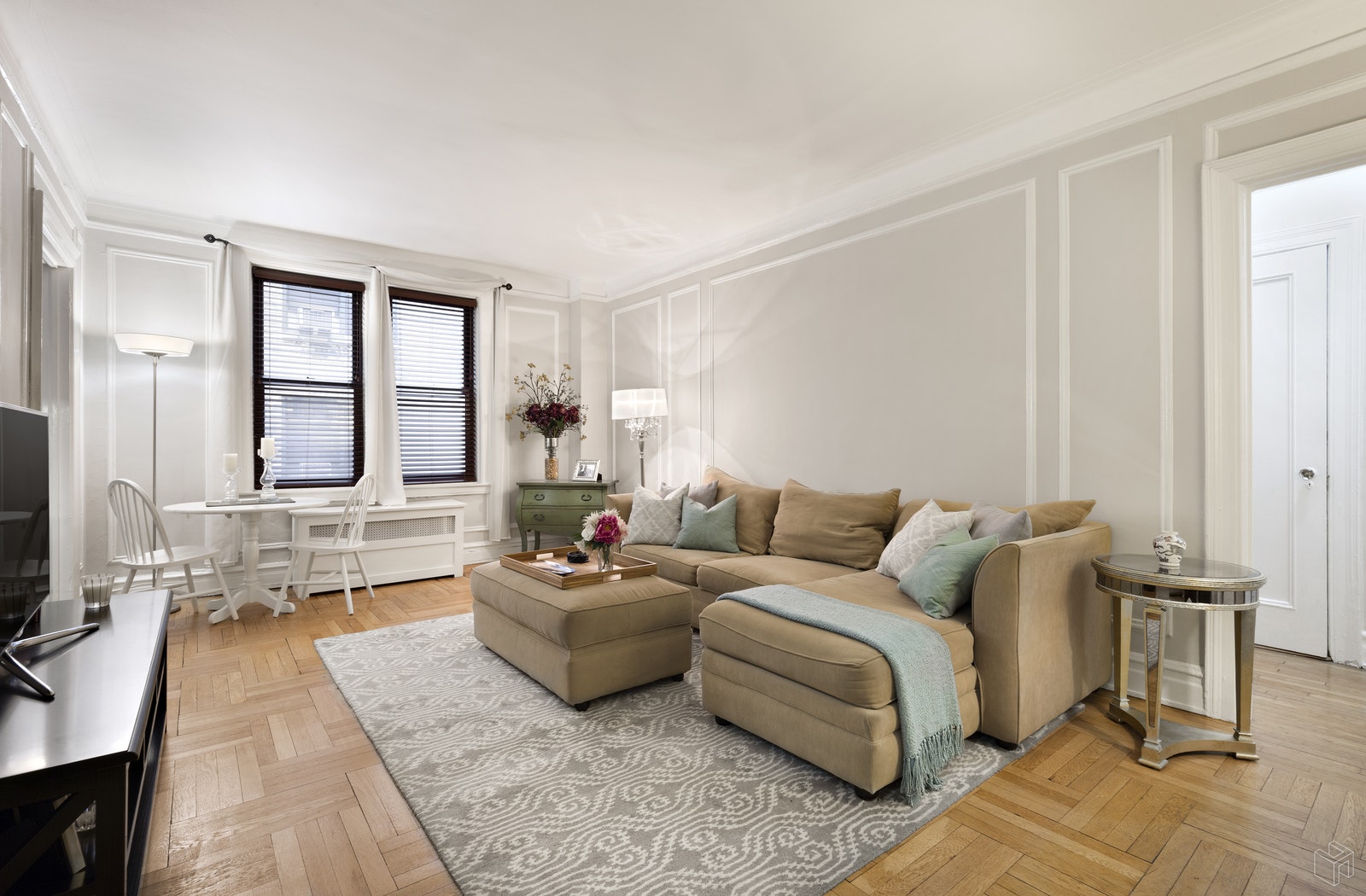 Photo 1 of 304 West 89th Street 2D, Upper West Side, NYC, $605,500, Web #: 19404884