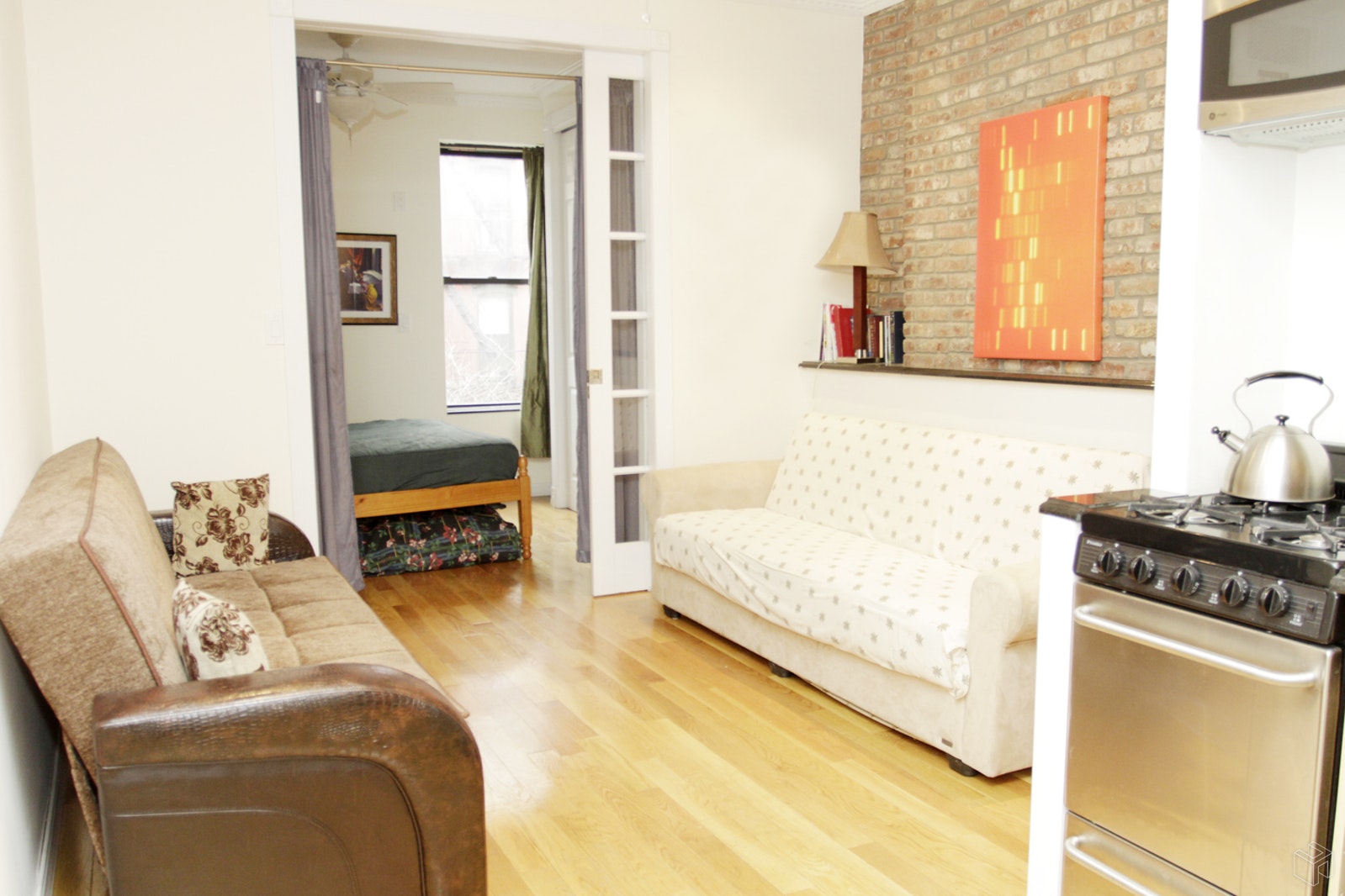 Photo 1 of 73 East 3rd Street, East Village, NYC, $2,850, Web #: 19423377