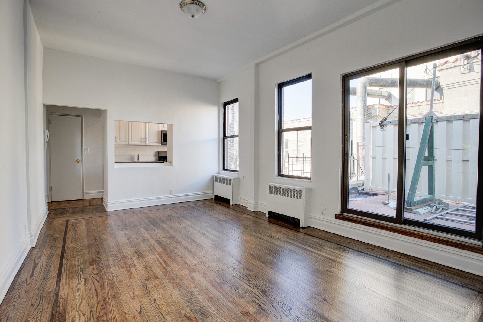 Photo 1 of 222 West 83rd Street Pha, Upper West Side, NYC, $3,795, Web #: 19426815