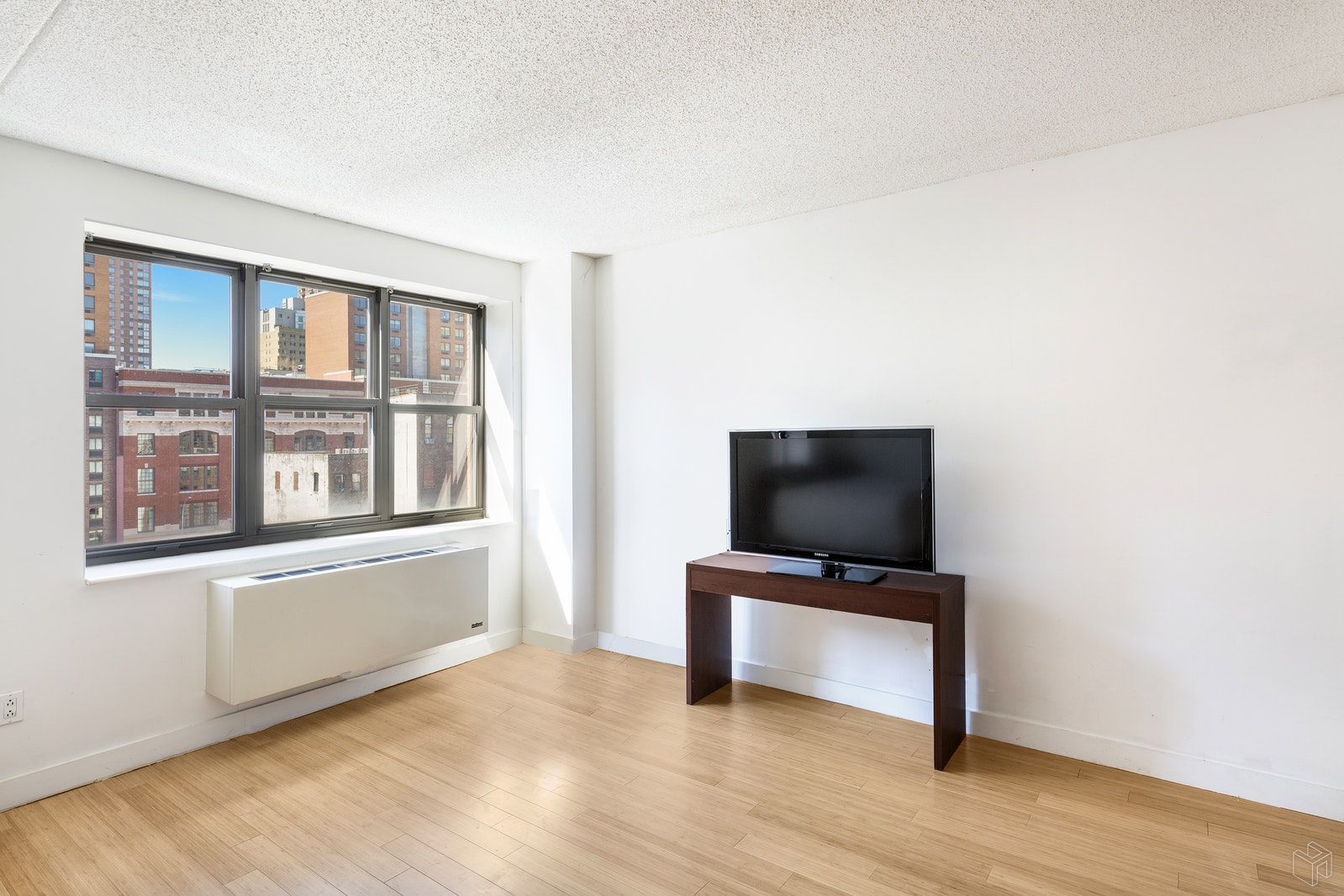 Photo 1 of 516 West 47th Street S6k, Midtown West, NYC, $2,495, Web #: 19432577