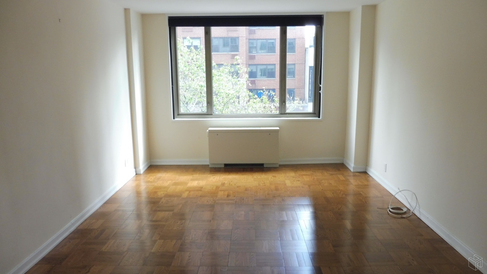 Photo 1 of East 84th Street, Upper East Side, NYC, $3,509, Web #: 19437711