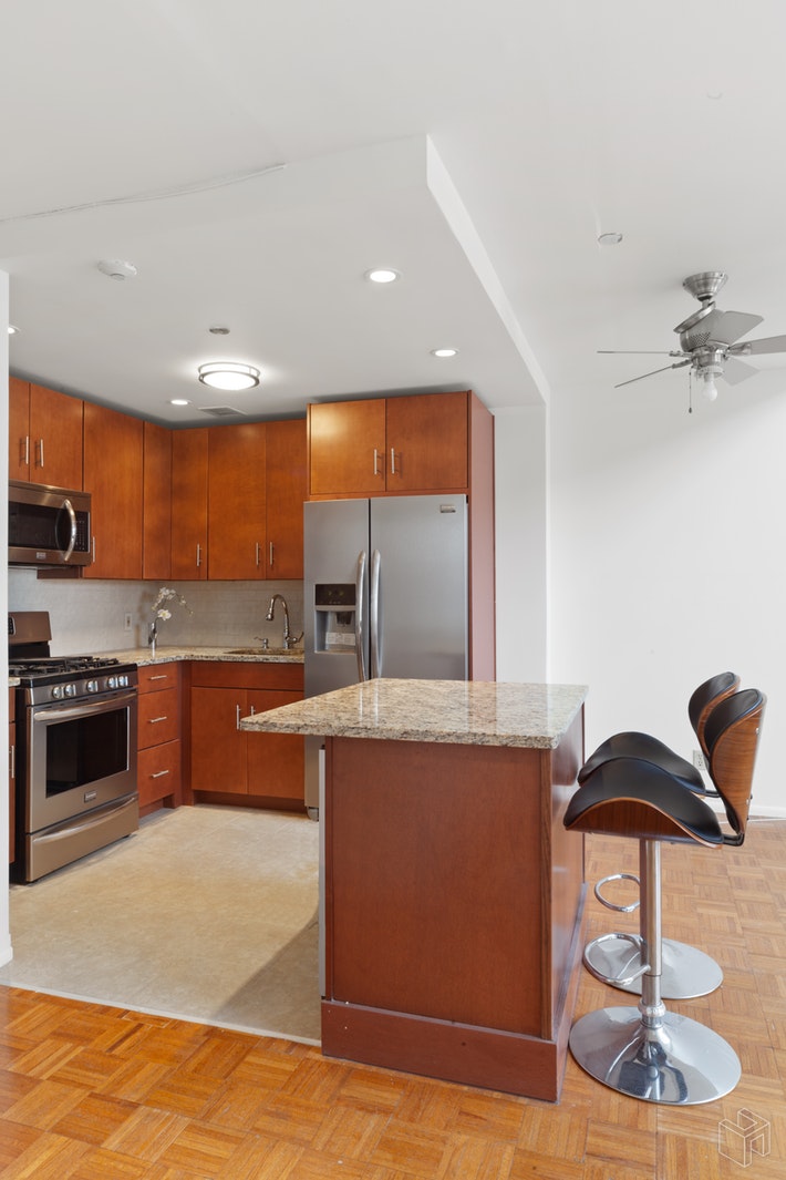 Closed 23 Water Grant Street, Yonkers, New York, ID 19454001 Brown