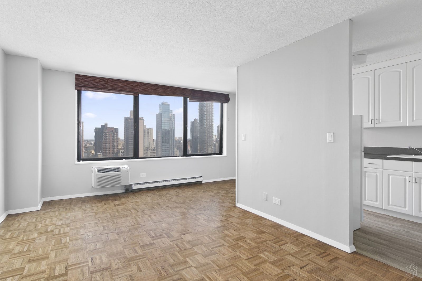 Photo 1 of 1601 Third Avenue, Upper East Side, NYC, $2,595, Web #: 19465235