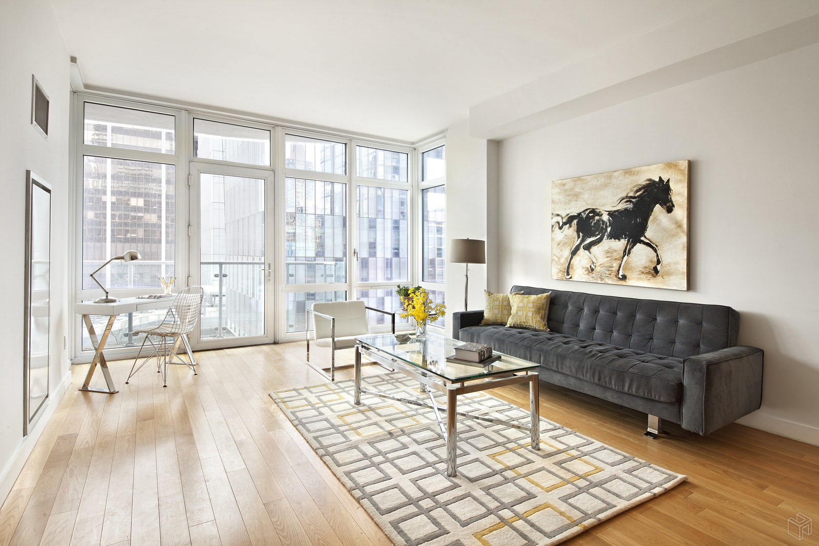 Photo 1 of 555 West 59th Street 11D, Midtown West, NYC, $4,200, Web #: 19492731