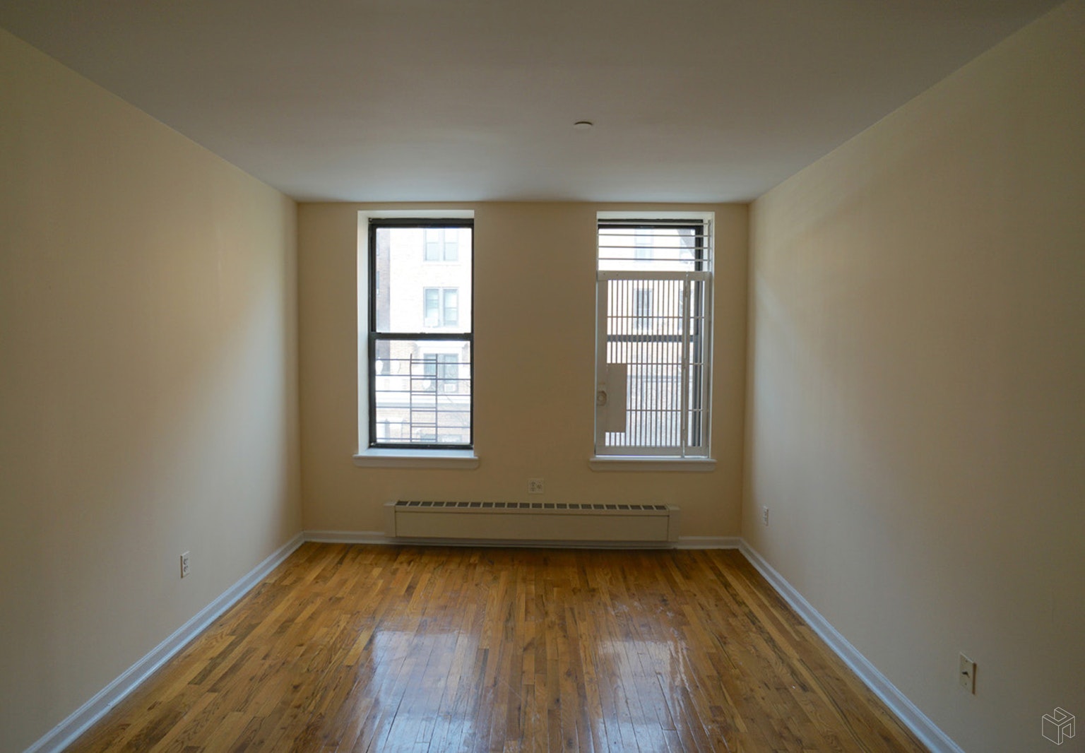Photo 1 of 364 Montgomery Street 3A, Crown Heights, Brooklyn, NY, $1,750, Web #: 19492736