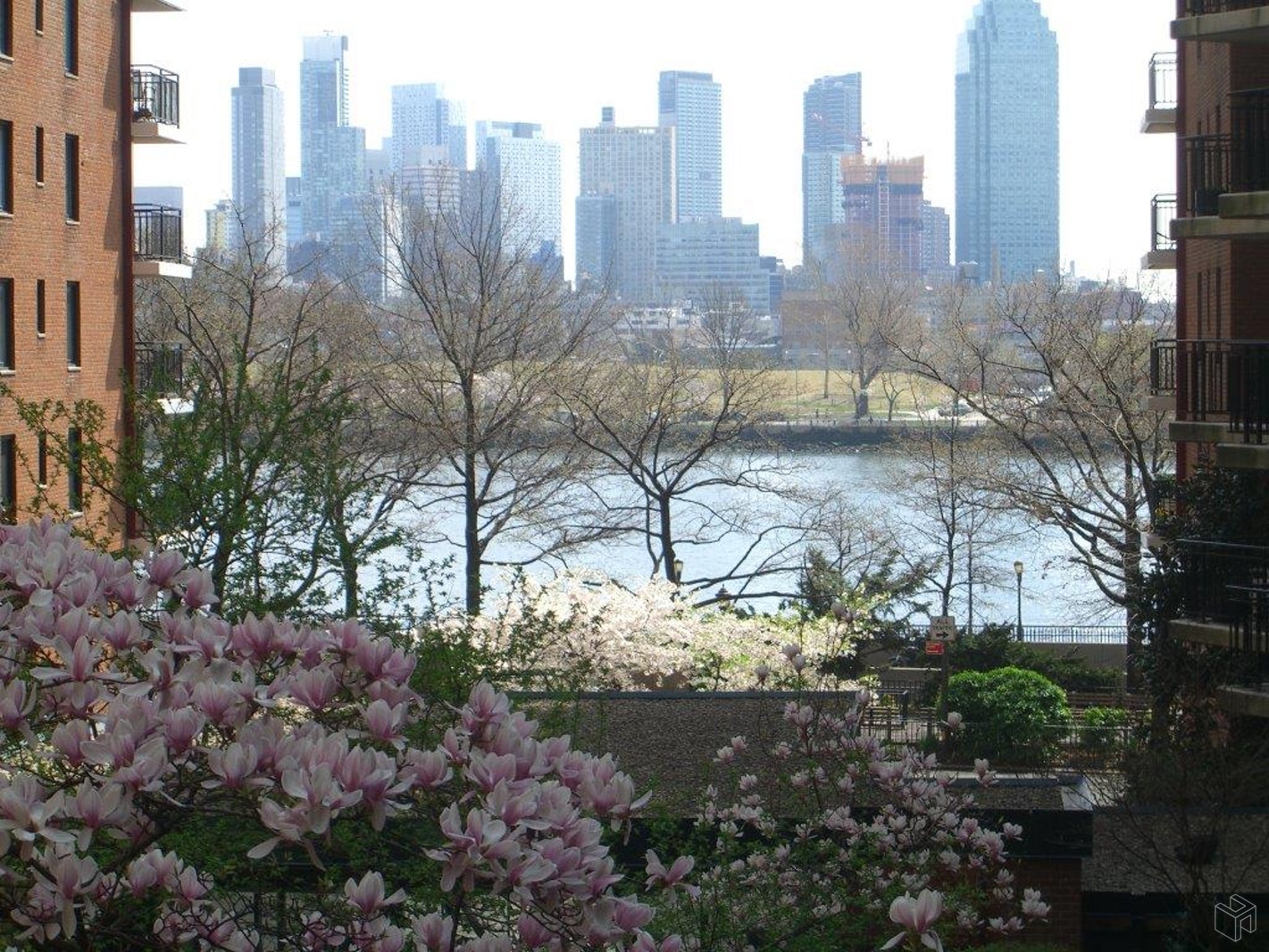 Photo 1 of 60 Sutton Place South 4Js, Midtown East, NYC, $1,495,000, Web #: 19496983