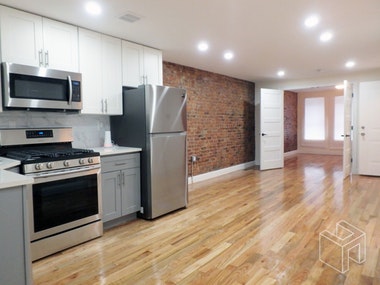 Rental Property at 715 Macdonough Street 1, Bedford Stuyvesant, Brooklyn, NY - Bedrooms: 4 
Bathrooms: 3 
Rooms: 6  - $3,995 MO.