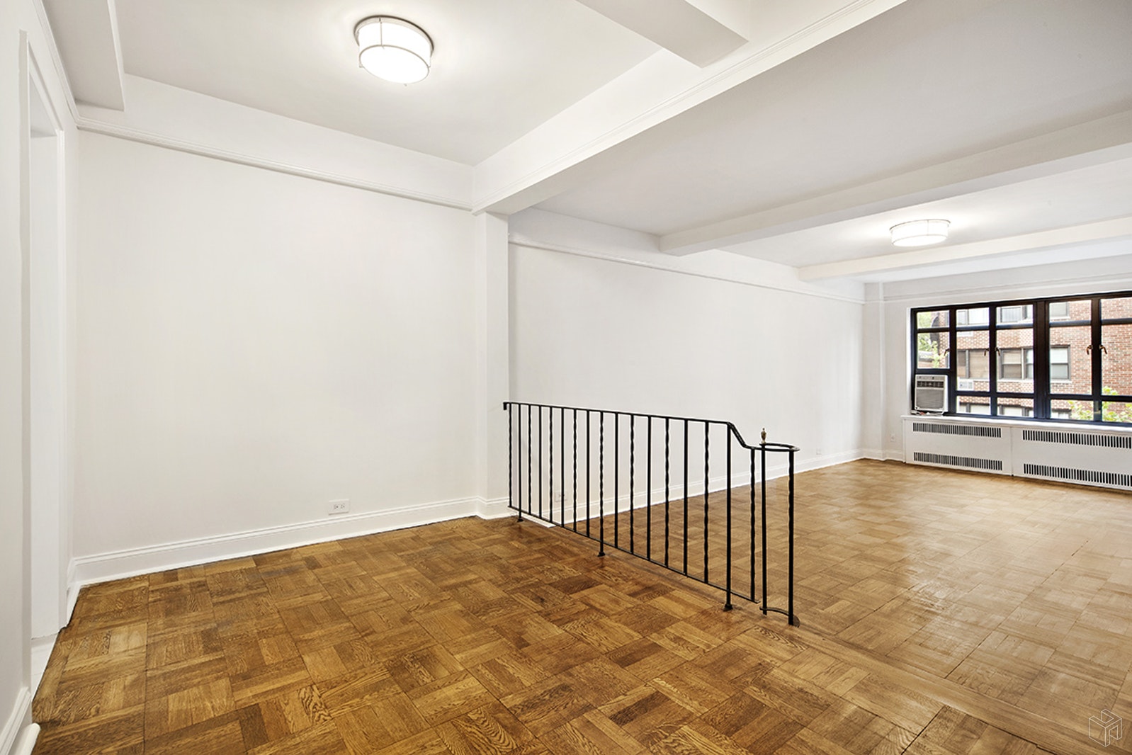 Photo 1 of 340 East 52nd Street, Midtown East, NYC, $3,575, Web #: 19525761