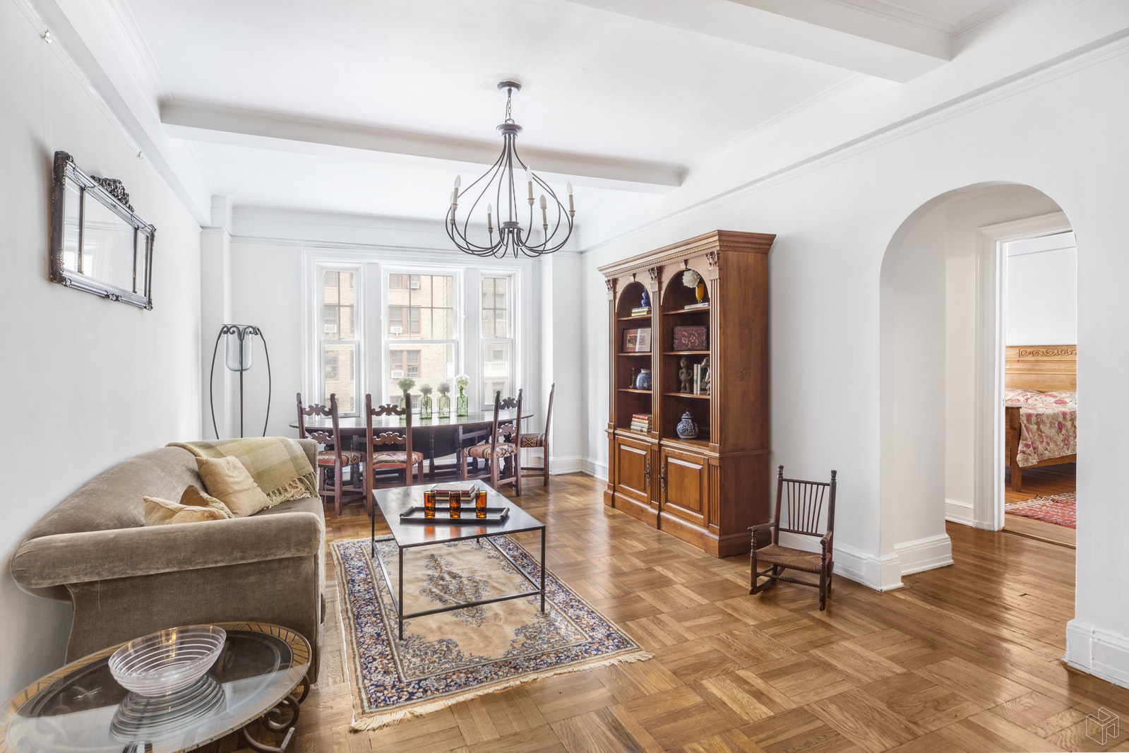 Photo 1 of 588 West End Avenue 5A, Upper West Side, NYC, $1,175,000, Web #: 19565085