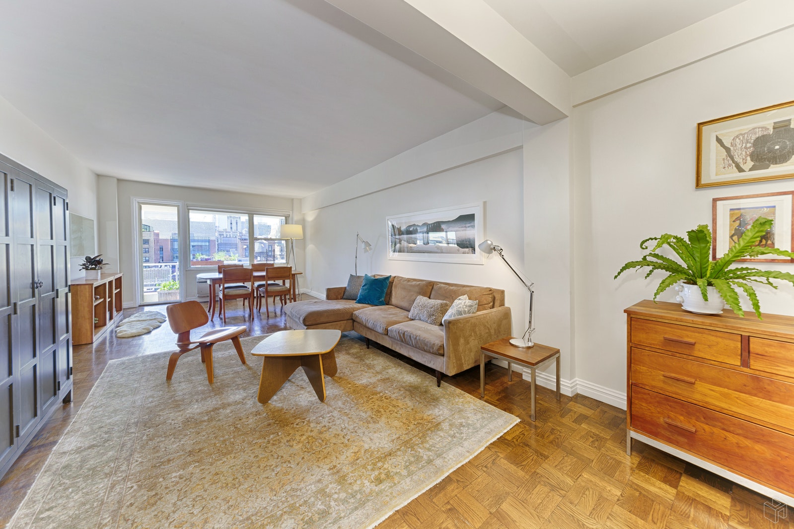 Photo 1 of 40 East 9th Street 12A, Greenwich Village, NYC, $1,650,000, Web #: 19575892