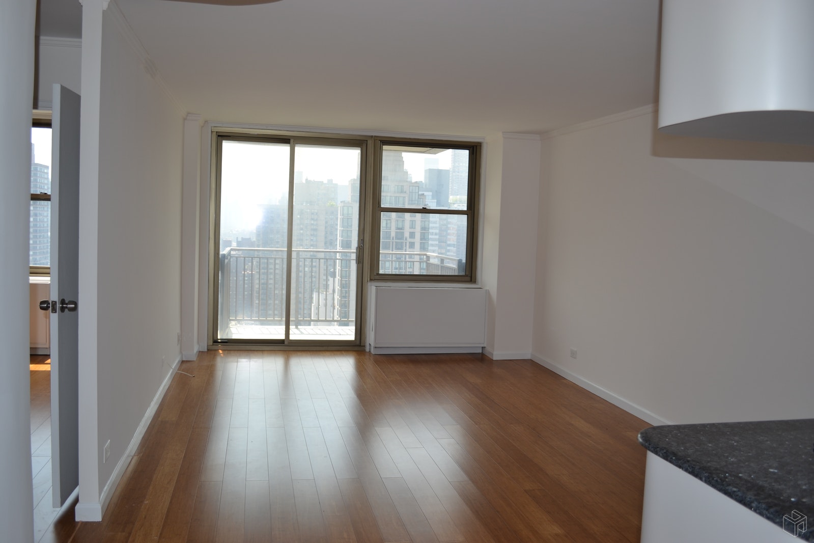 Photo 1 of 301 East 79th Street 32L, Upper East Side, NYC, $2,850, Web #: 19585618