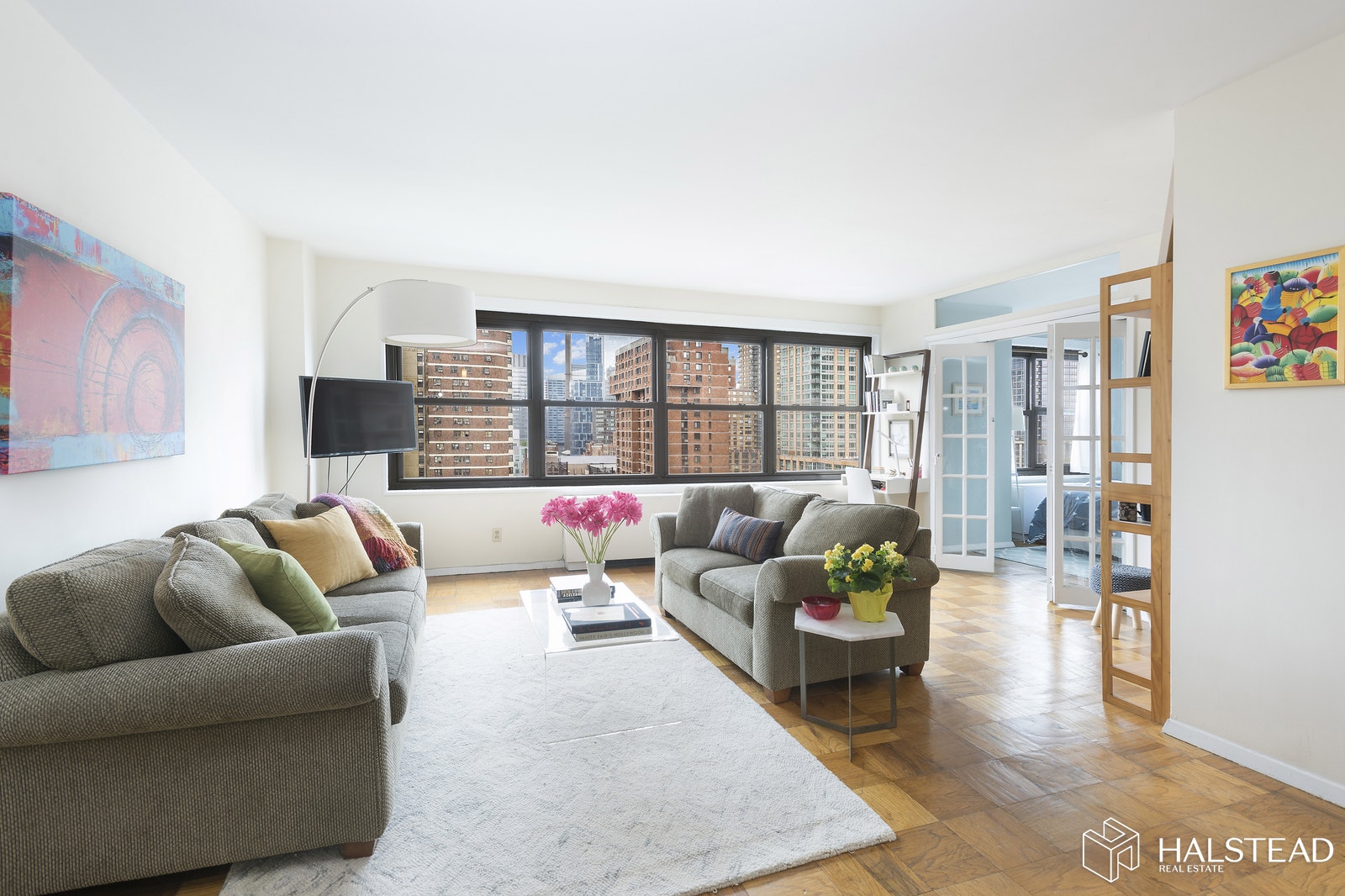 Photo 1 of 140 West End Avenue 18D, Upper West Side, NYC, $610,000, Web #: 19592814
