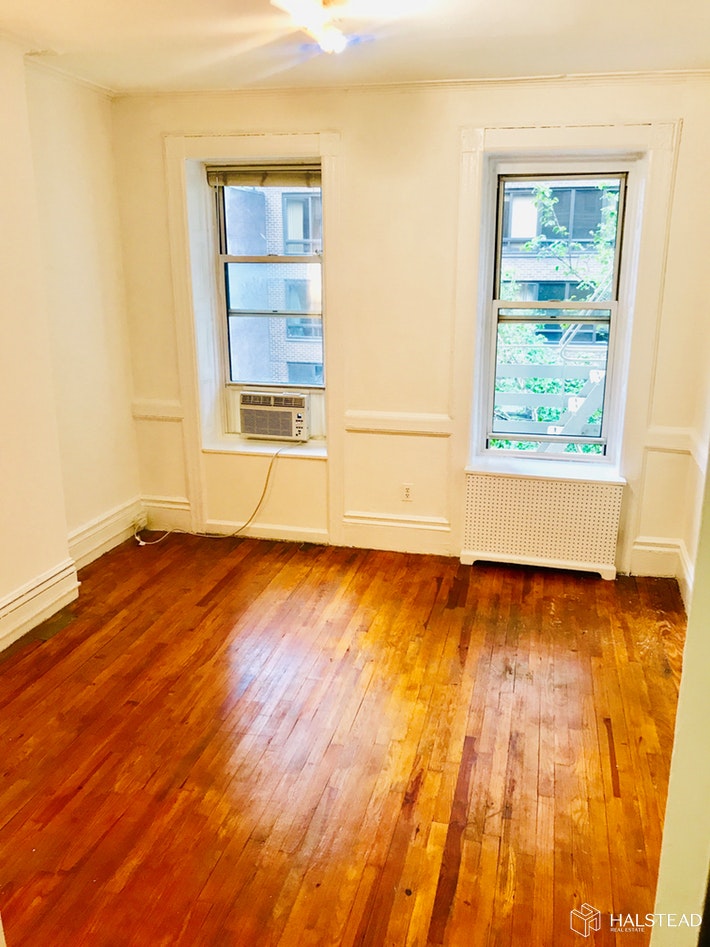 Photo 1 of 330 East 48th Street 4D, Midtown East, NYC, $1,950, Web #: 19685273