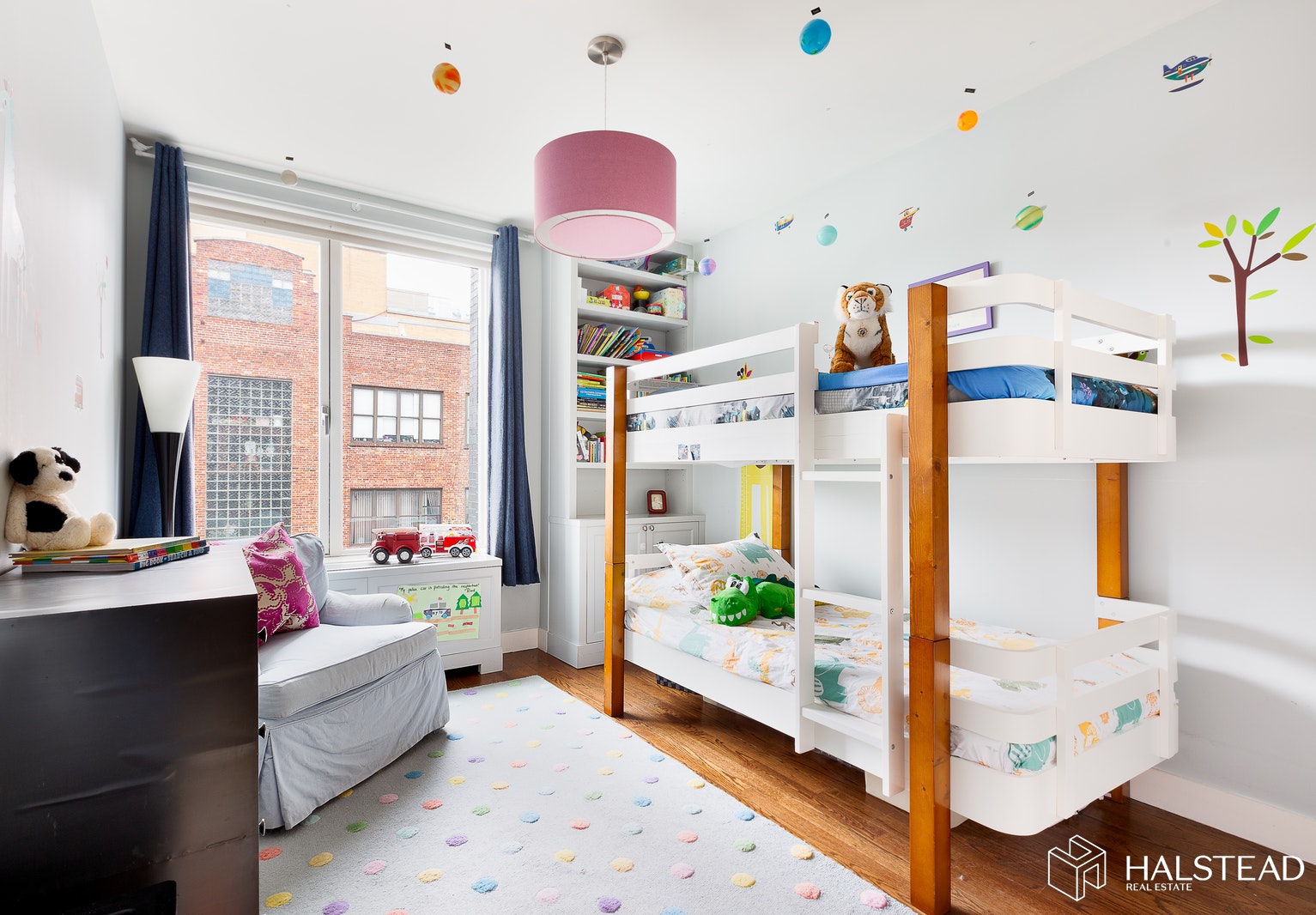 49 North 8th Street, #4D