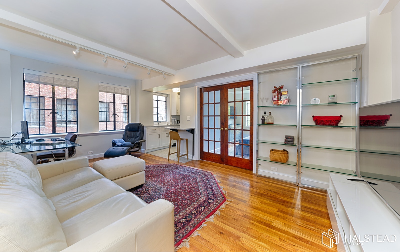 Photo 1 of 333 East 43rd Street, Midtown East, NYC, $600,000, Web #: 19707588