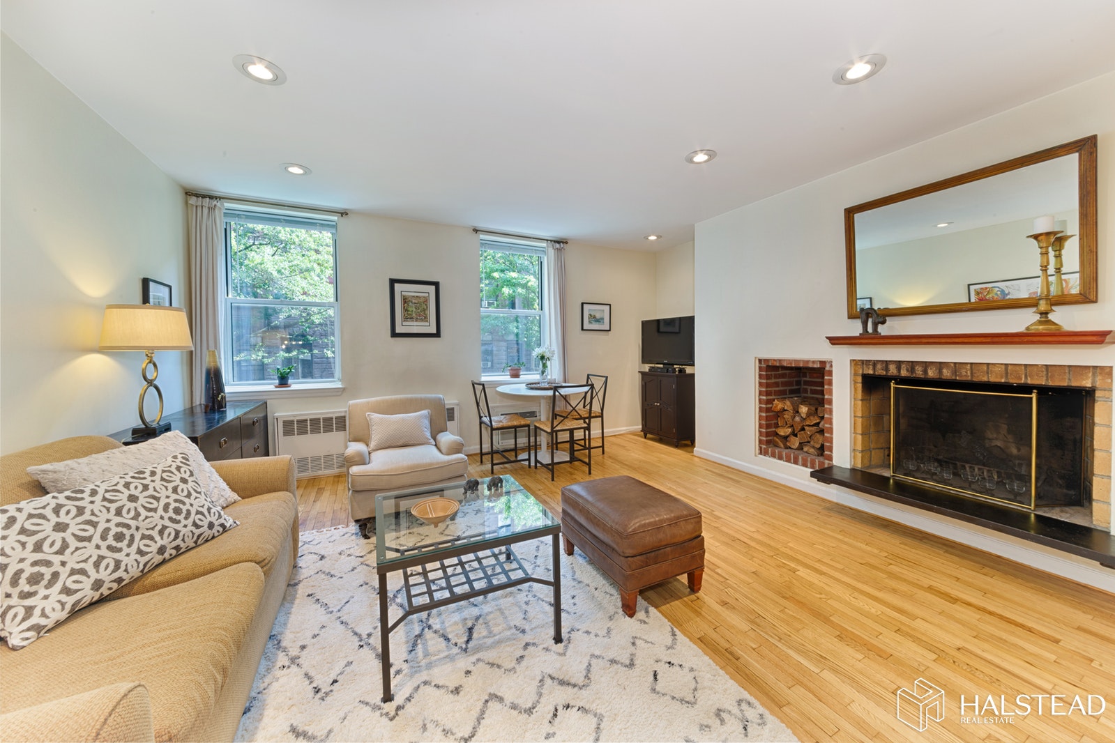 Photo 1 of 170 West 76th Street 203, Upper West Side, NYC, $3,800, Web #: 19737188