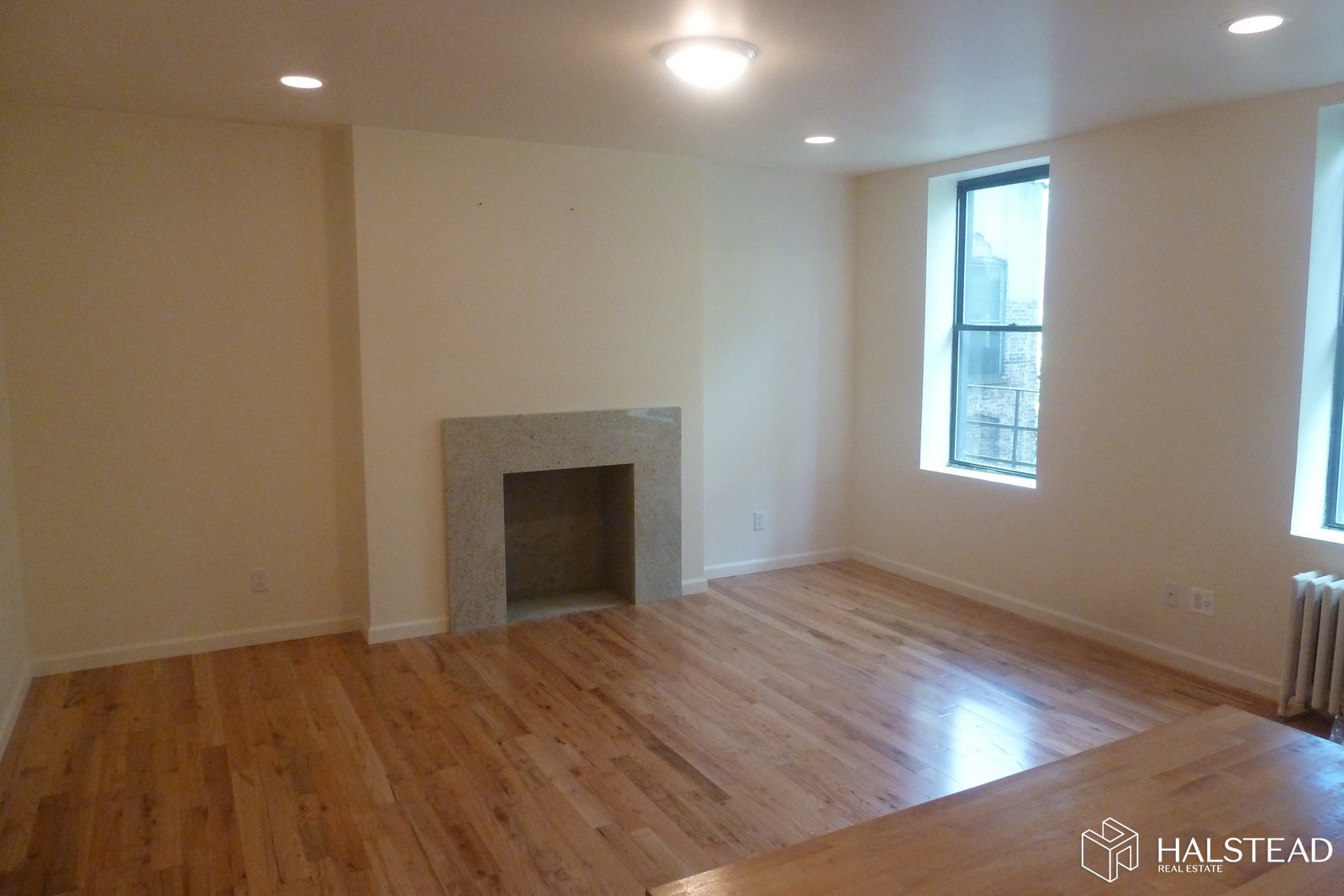 Photo 1 of 435 East 6th Street, East Village, NYC, $2,600, Web #: 19751768