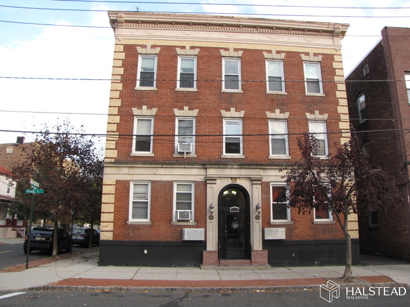 Photo 1 of 97 Pine Street, Montclair, New Jersey, $1,475, Web #: 19755413