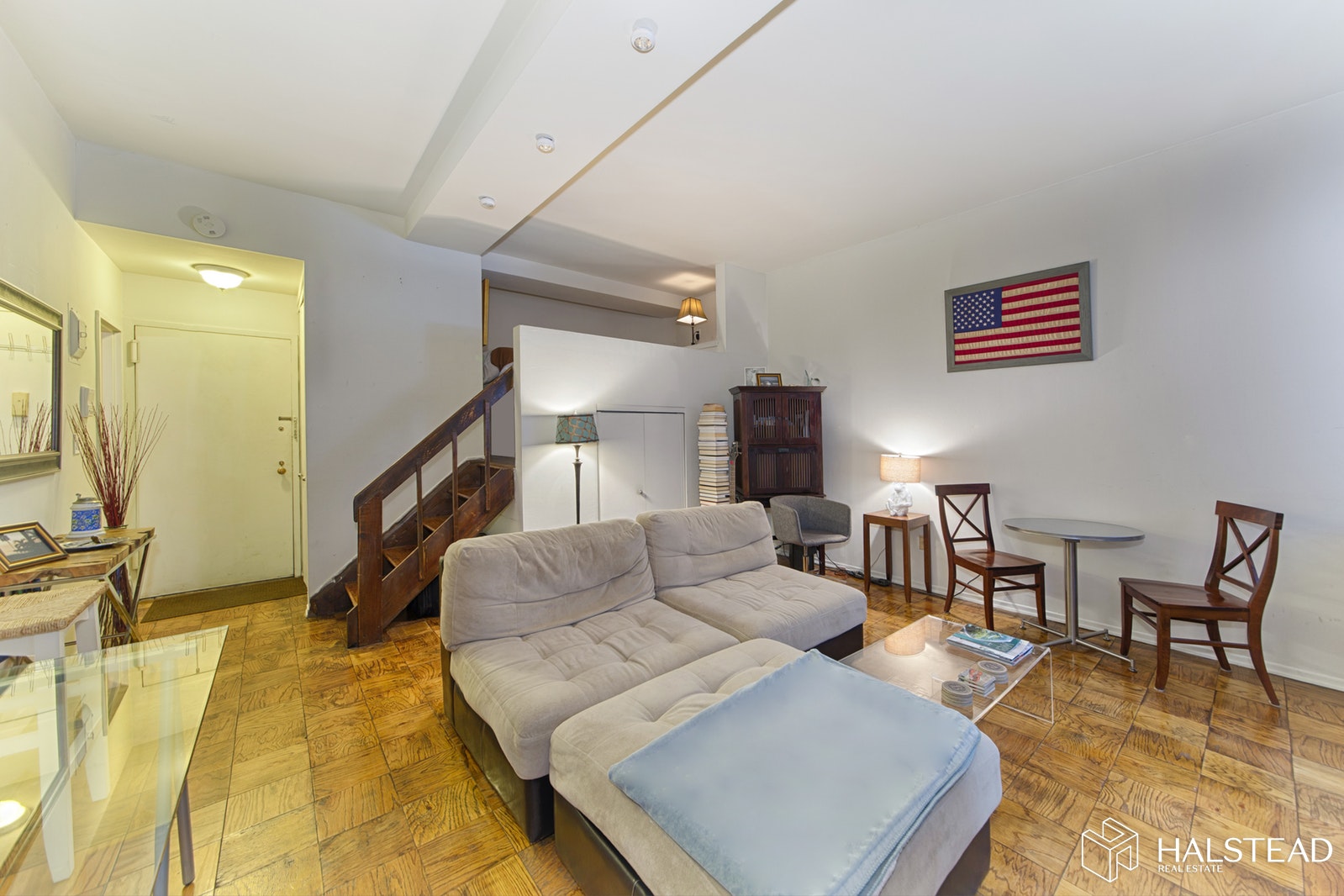 Photo 1 of 160 Front Street 2H, Lower Manhattan, NYC, $2,395, Web #: 19773582