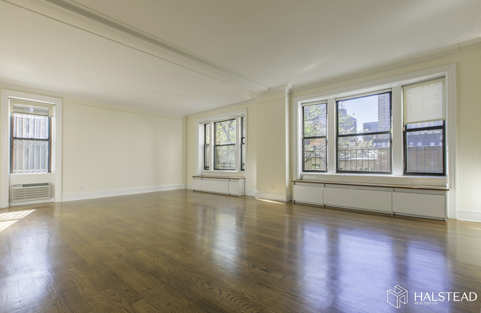 Photo 1 of 260 West 72nd Street 4Cd, Upper West Side, NYC, $9,995, Web #: 19799571