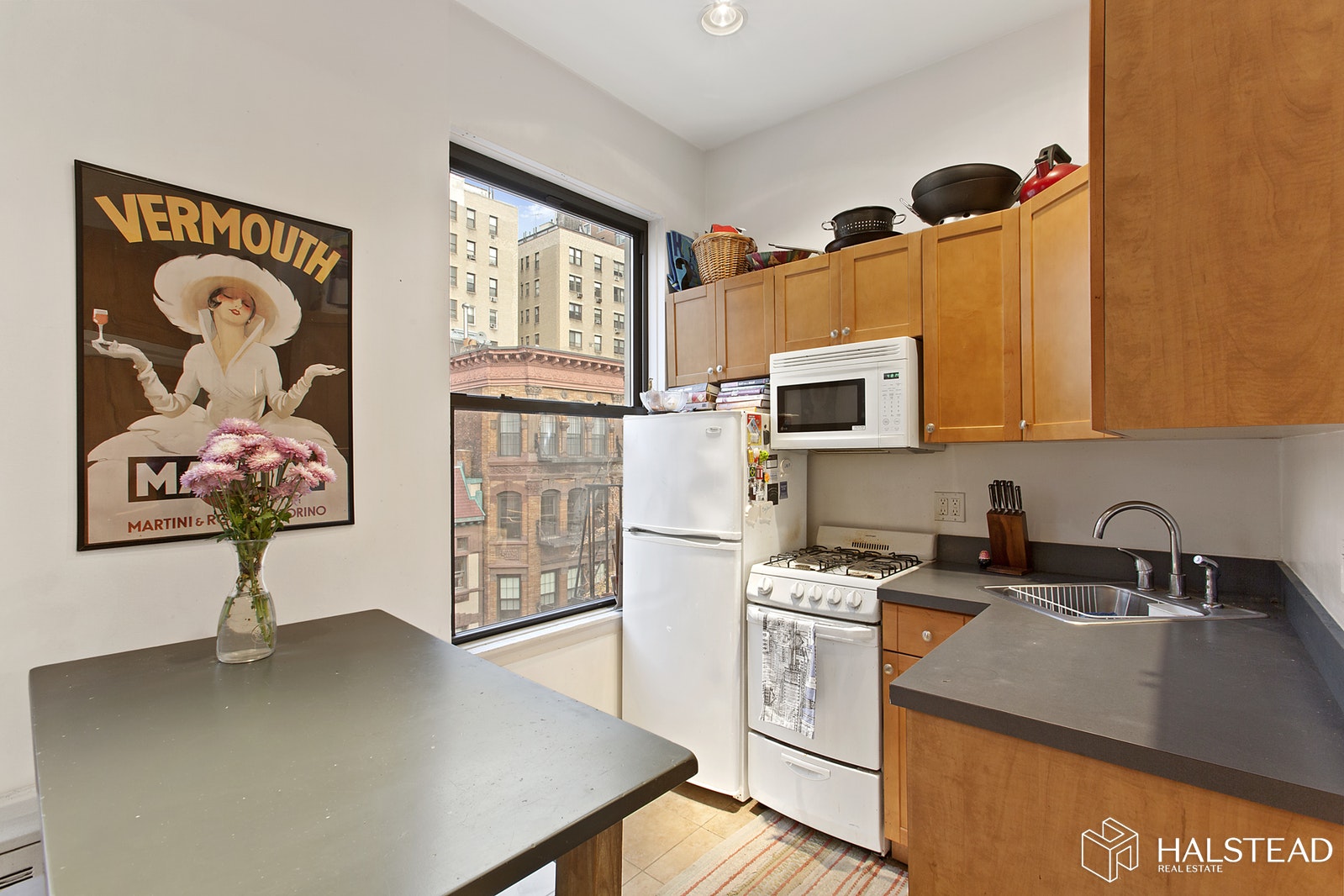 Photo 1 of 330 West 85th Street 5E, Upper West Side, NYC, $2,850, Web #: 19802446