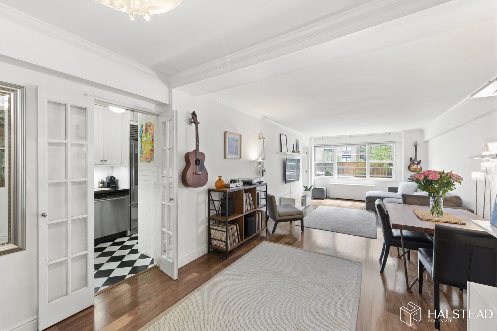 Photo 1 of 345 East 69th Street 2C, Upper East Side, NYC, $835,000, Web #: 19838198