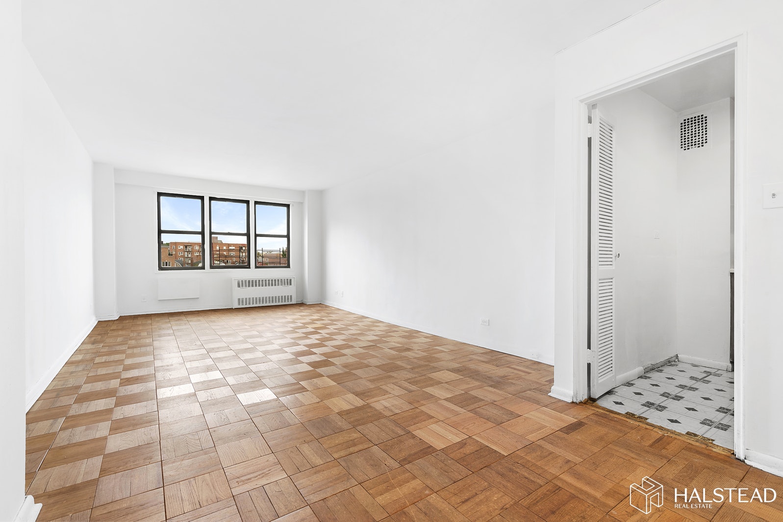 Photo 1 of 37 -31 73rd Street 5G, Jackson Heights, Queens, NY, $349,000, Web #: 19851080