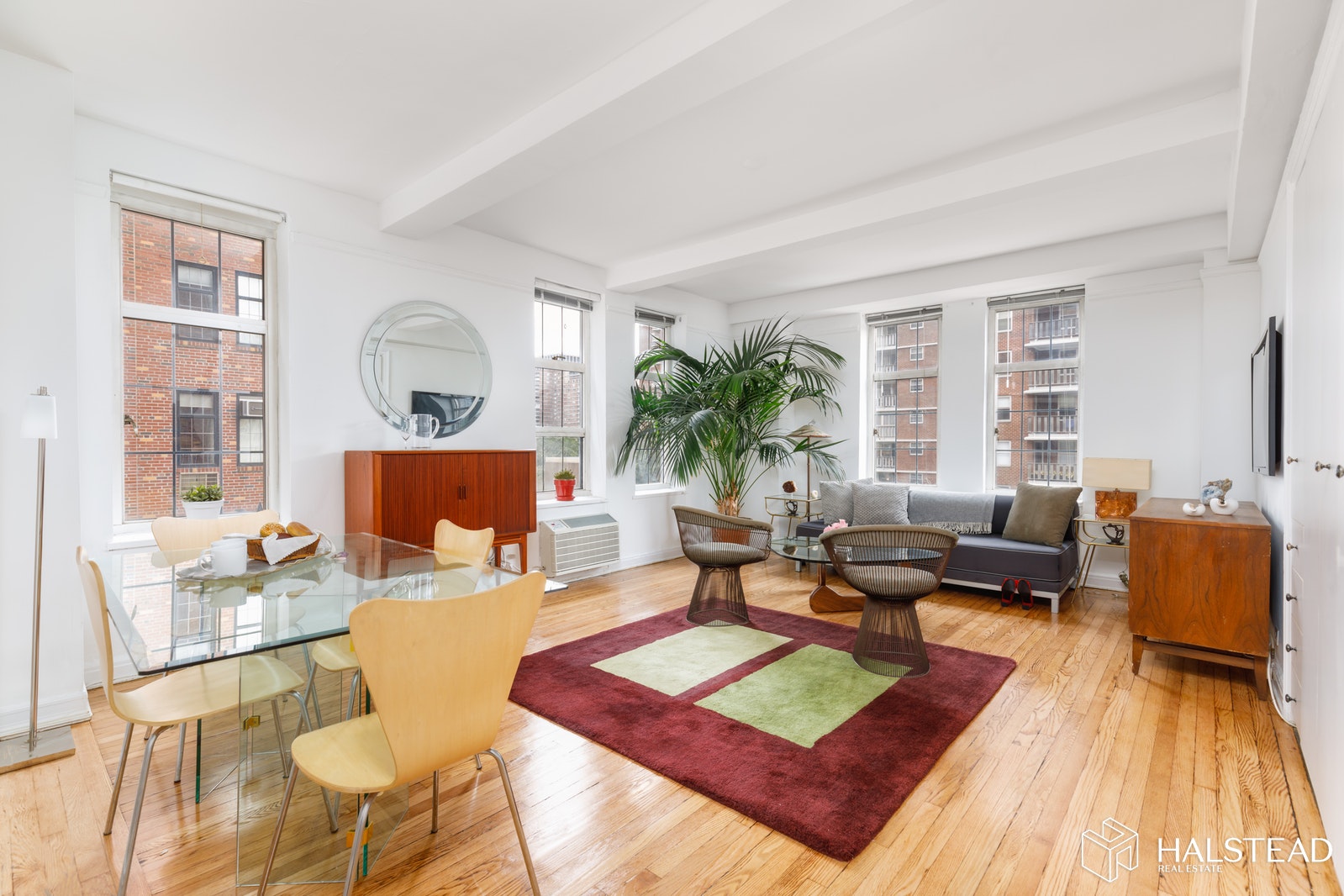 Photo 1 of 405 West 23rd Street, Chelsea, NYC, $570,000, Web #: 19871342