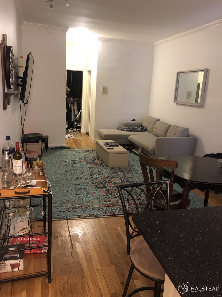 Photo 1 of 448 East 84th Street, Upper East Side, NYC, $2,200, Web #: 19890985