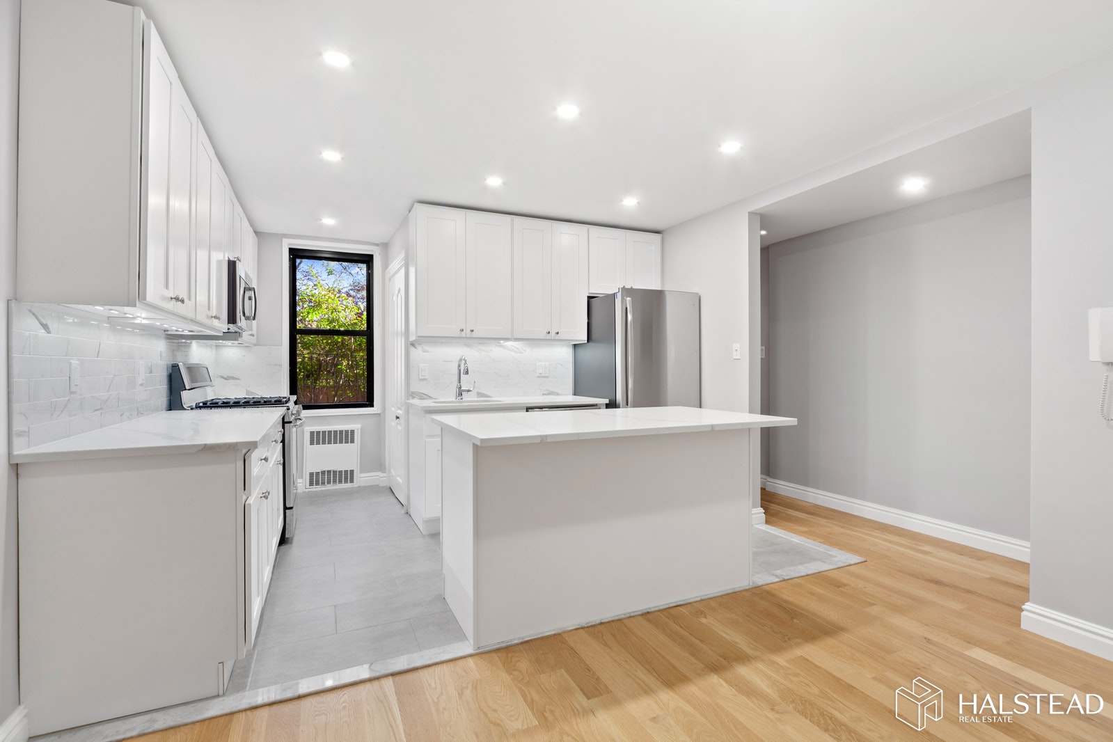 61 OLIVER STREET APT1X