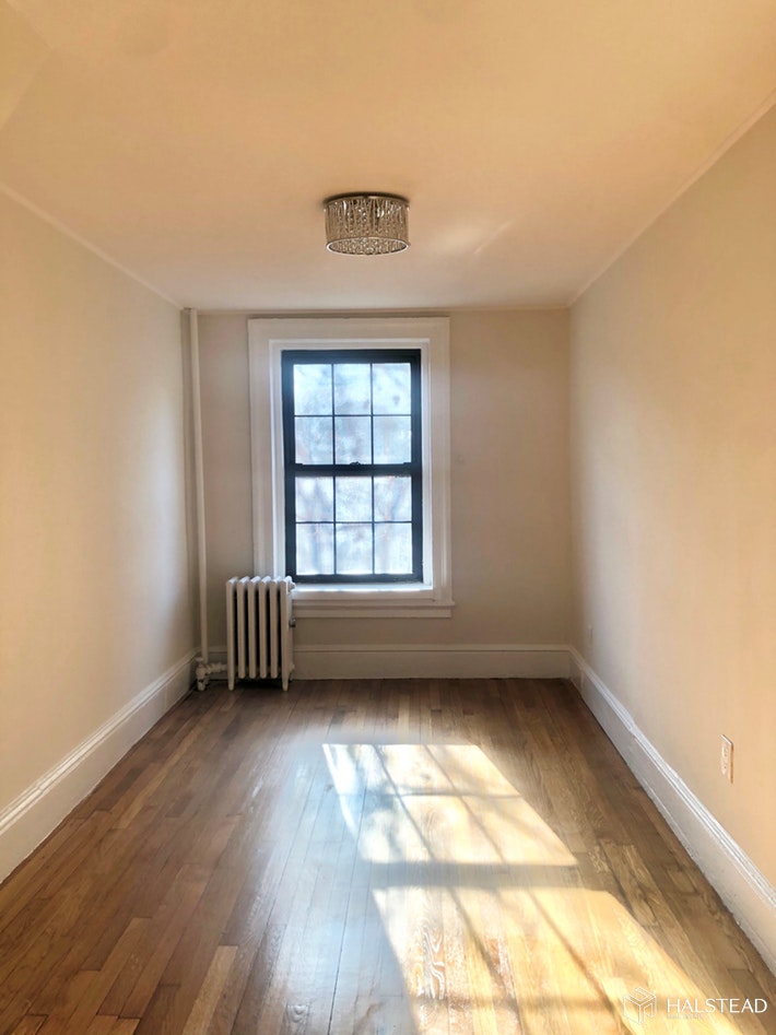 Closed Prime Location 2 Bedroom Apt, Cobble Hill, Brooklyn, NY, ID 19981381 Brown Harris