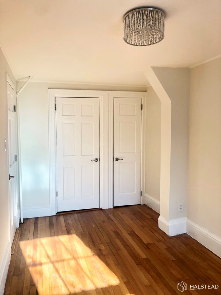 Closed Prime Location 2 Bedroom Apt, Cobble Hill, Brooklyn, NY, ID 19981381 Brown Harris