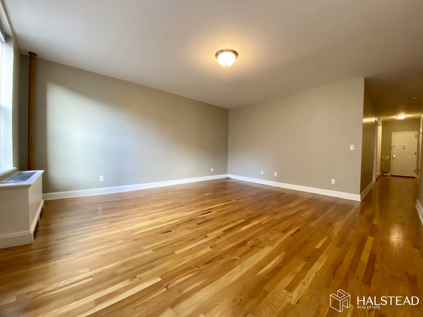 Photo 1 of 211 West 102nd Street 3F, Upper West Side, NYC, $4,535, Web #: 20027807