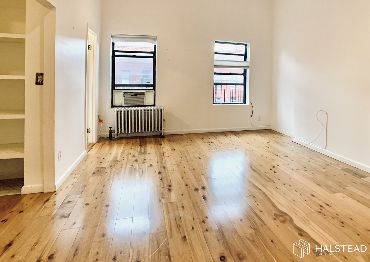 Photo 1 of 513 East 6th Street 5F, East Village, NYC, $2,600, Web #: 20027821