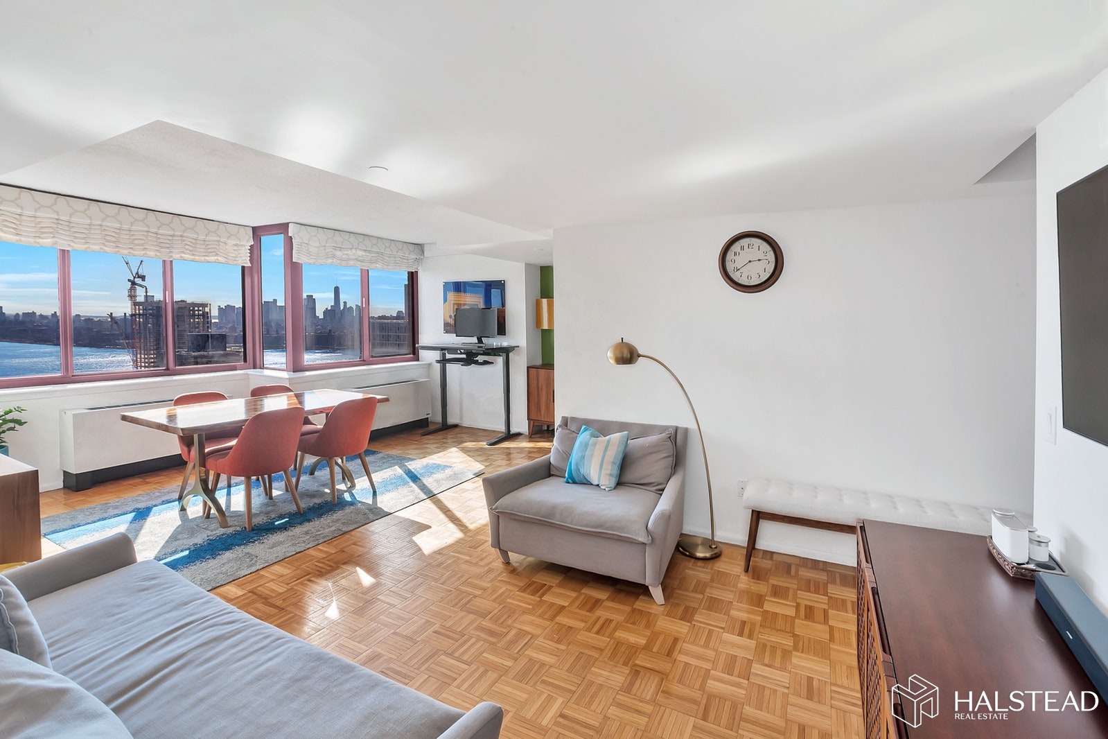 4 -74 48TH AVE PH1G