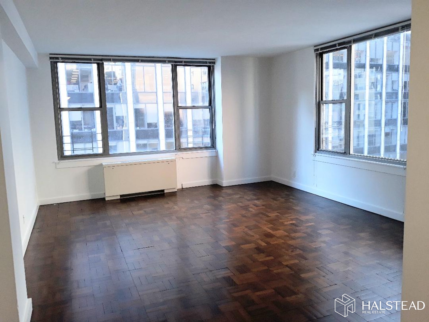 Photo 1 of 65 West 55th Street 12G, Midtown West, NYC, $3,350, Web #: 20064183