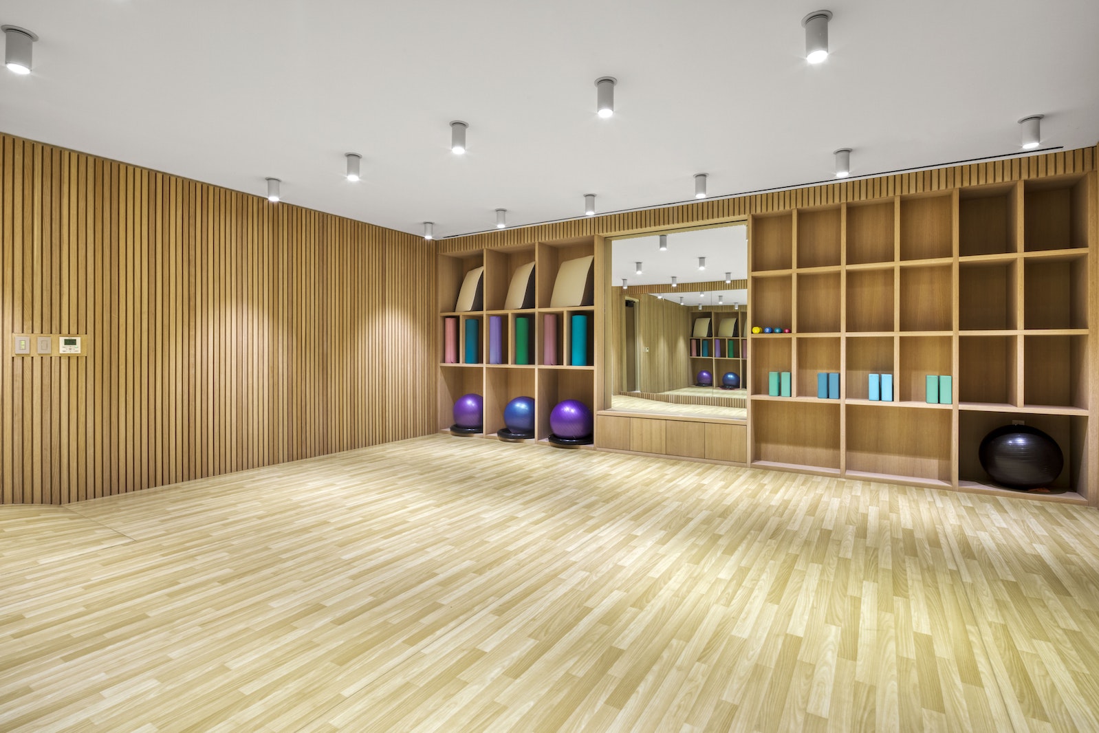 368 Third Avenue, #23C