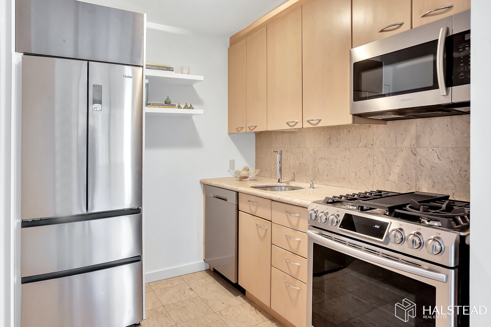 Photo 1 of 333 East 45th Street 9D, Midtown East, NYC, $685,000, Web #: 20072382